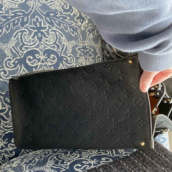 Louis Vuitton On-The-Go Empreinte Leather - Picture 7 of 9